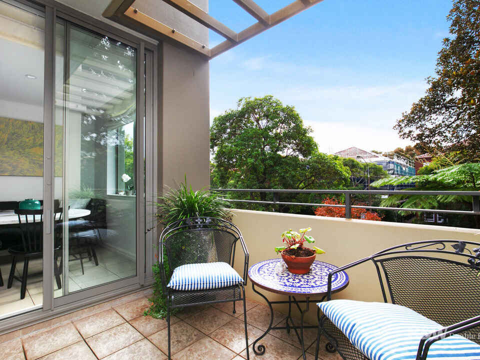 10/51 William Street Double Bay