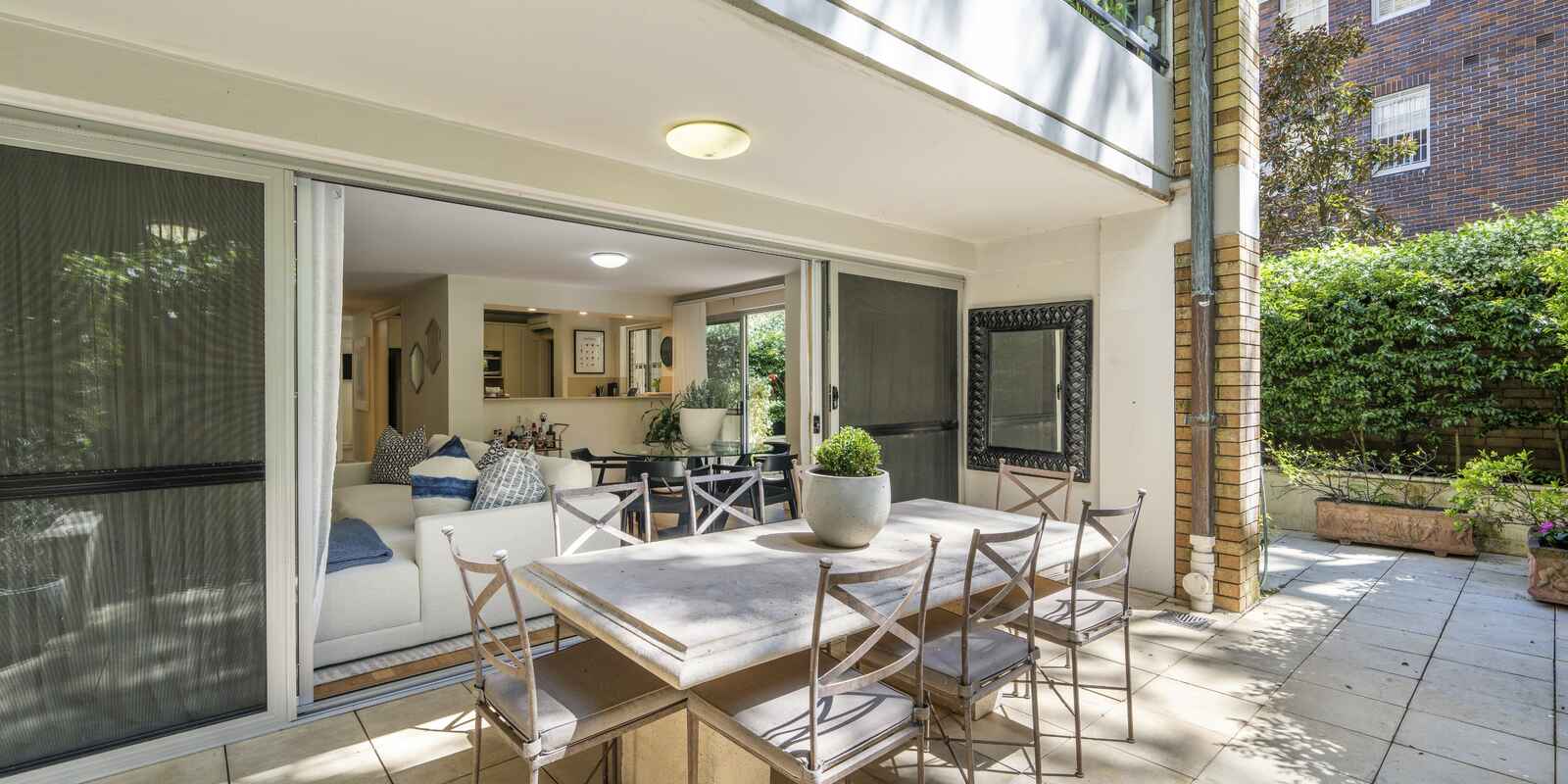 Denholm 5/54 Darling Point Road Darling Point Denholm 5/54 Darling Point Road Darling Point