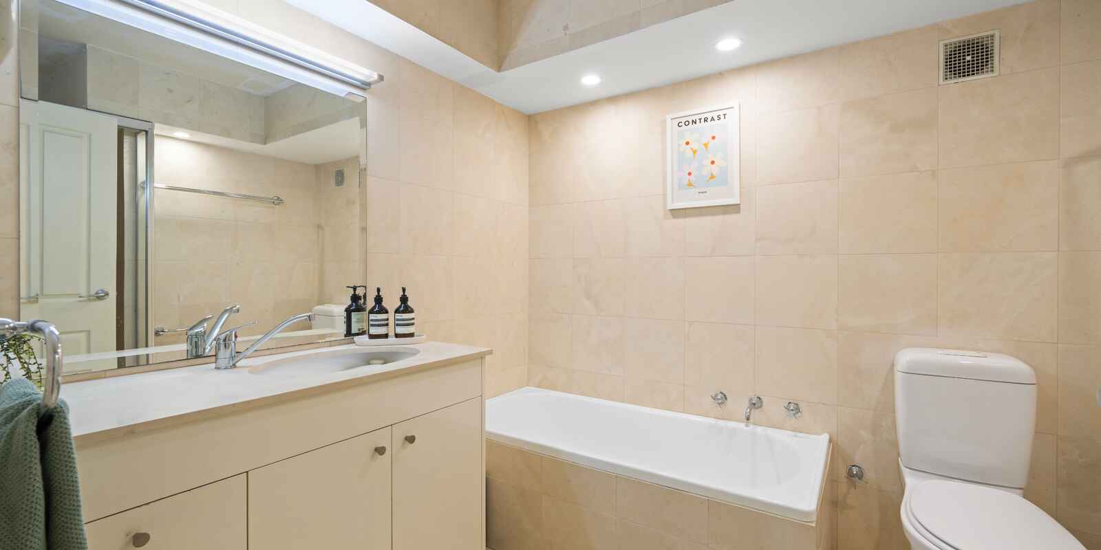 Denholm 5/54 Darling Point Road Darling Point Denholm 5/54 Darling Point Road Darling Point