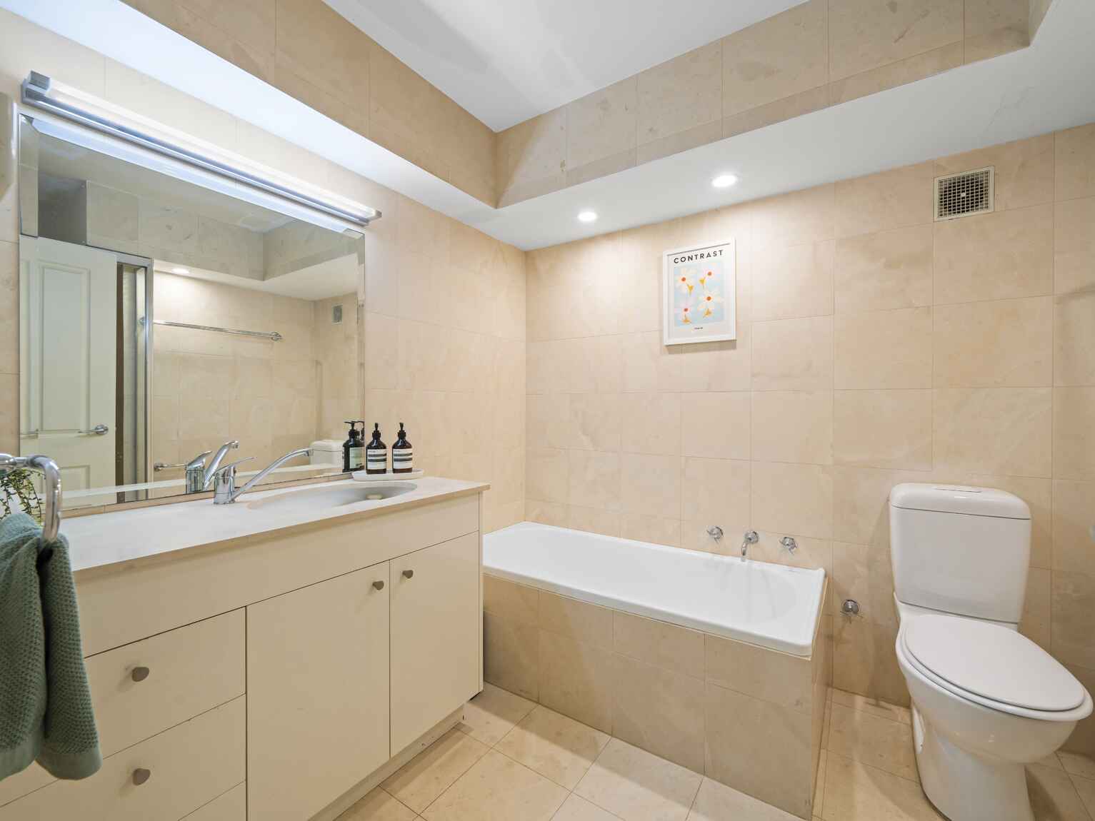 Denholm 5/54 Darling Point Road Darling Point Denholm 5/54 Darling Point Road Darling Point