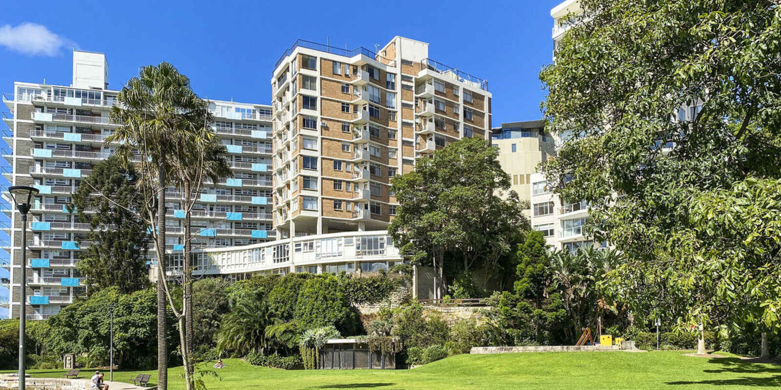 2/5-7 Esplanade Elizabeth Bay