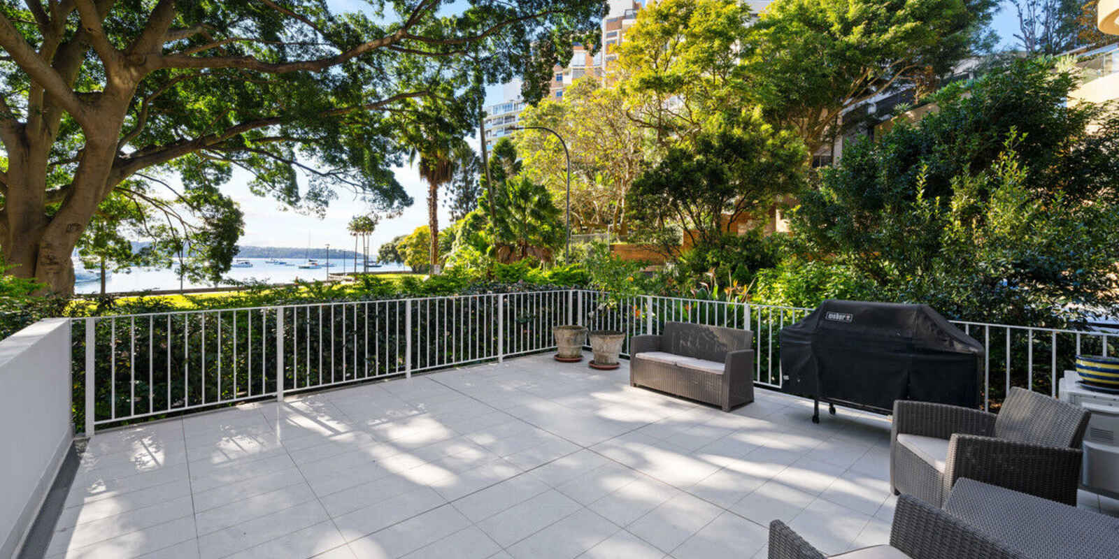2/5-7 Esplanade Elizabeth Bay