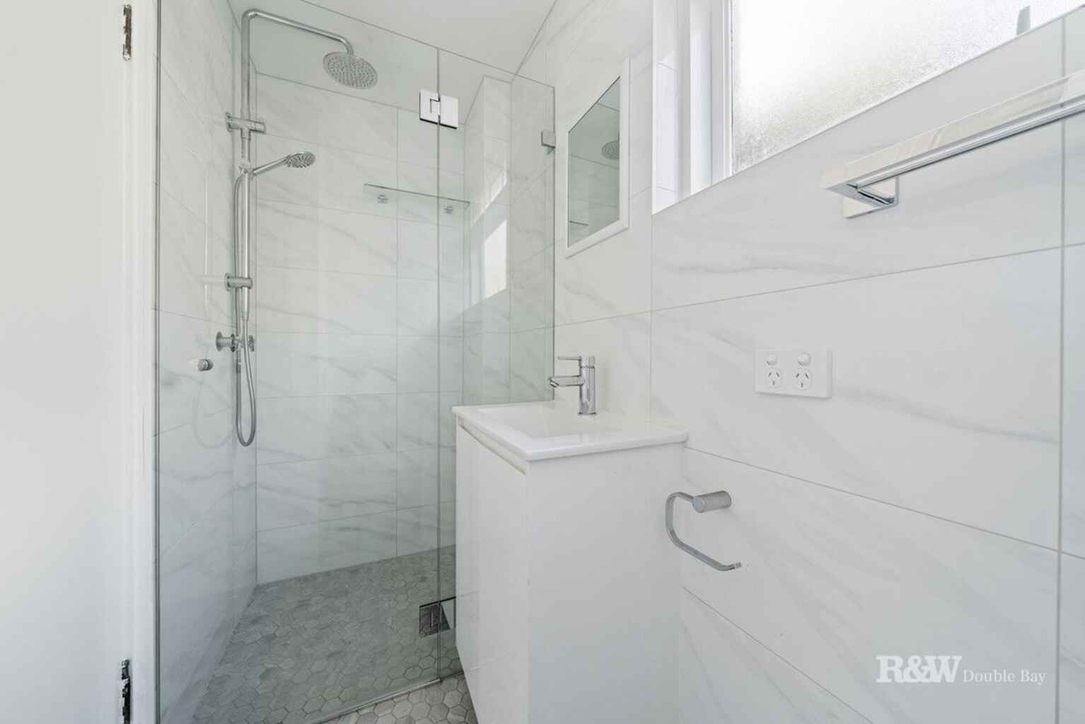 2/5-7 Esplanade Elizabeth Bay