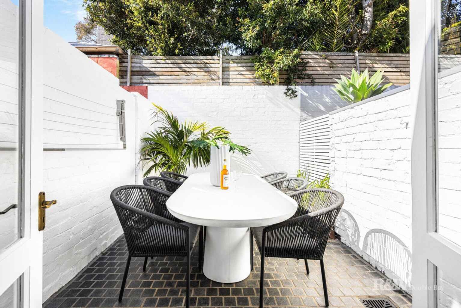 5 Elizabeth Place Paddington