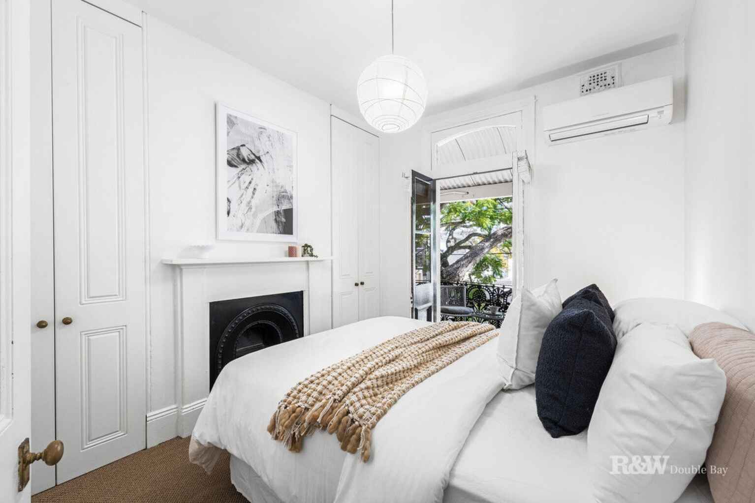 5 Elizabeth Place Paddington