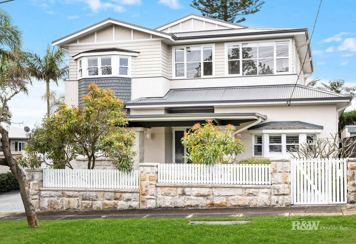 Sumptuous 4-Bedroom Family Home In Blue-Ribbon Vaucluse Locale