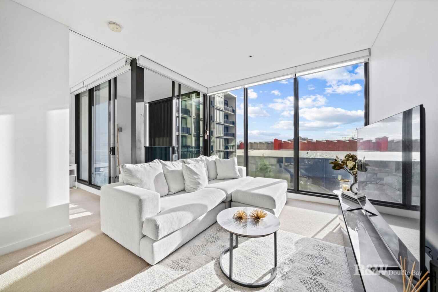 B602/20 O'Dea Avenue Waterloo