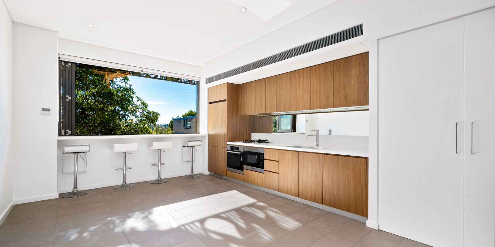 2/230 New South Head Road Edgecliff 2/230 New South Head Road Edgecliff