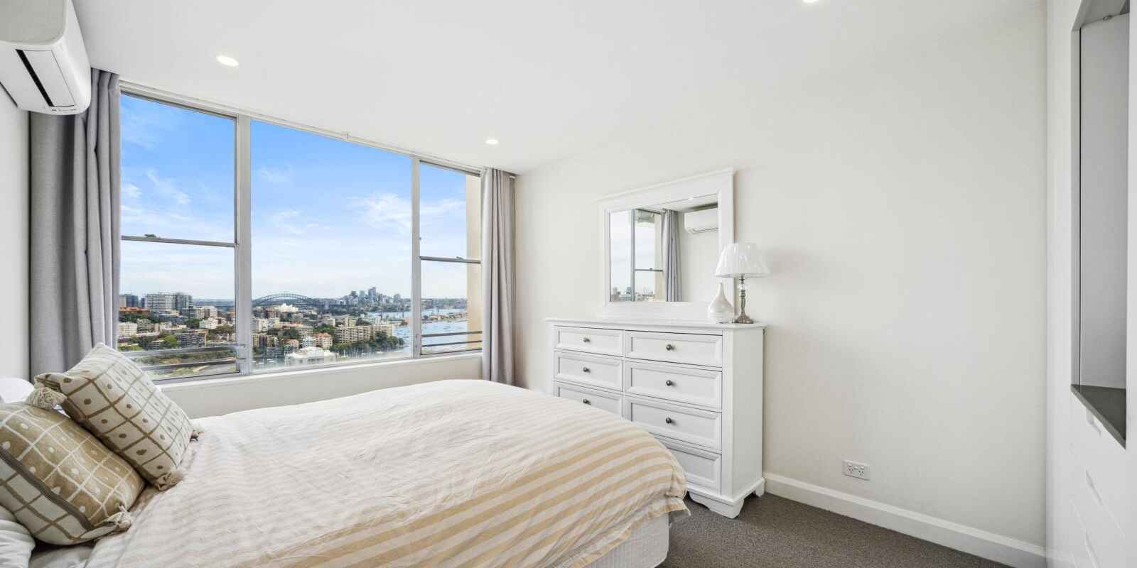 14B/3-17 Darling Point Road Darling Point