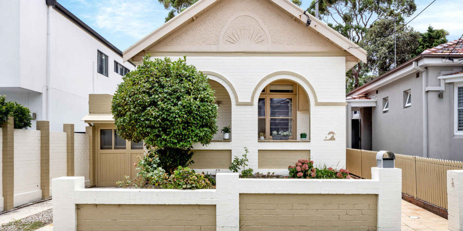 8 Roberts Street Rose Bay 8 Roberts Street Rose Bay