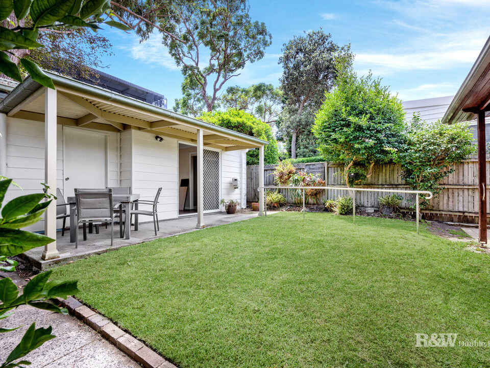 8 Roberts Street Rose Bay