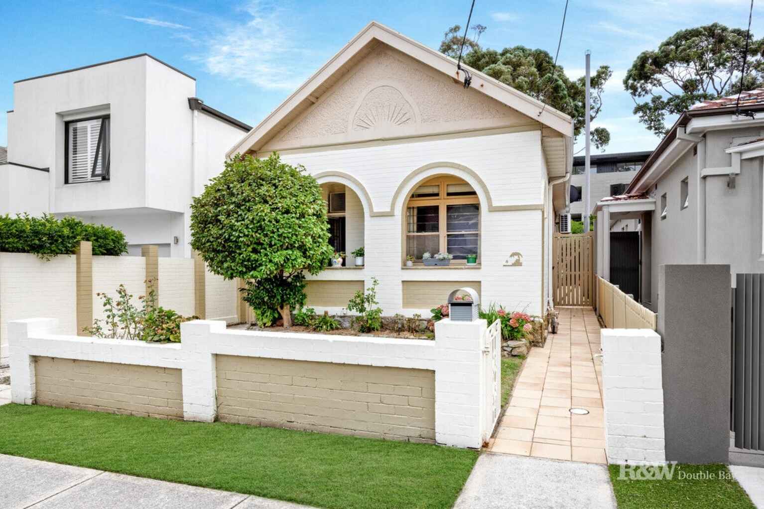 8 Roberts Street Rose Bay 8 Roberts Street Rose Bay