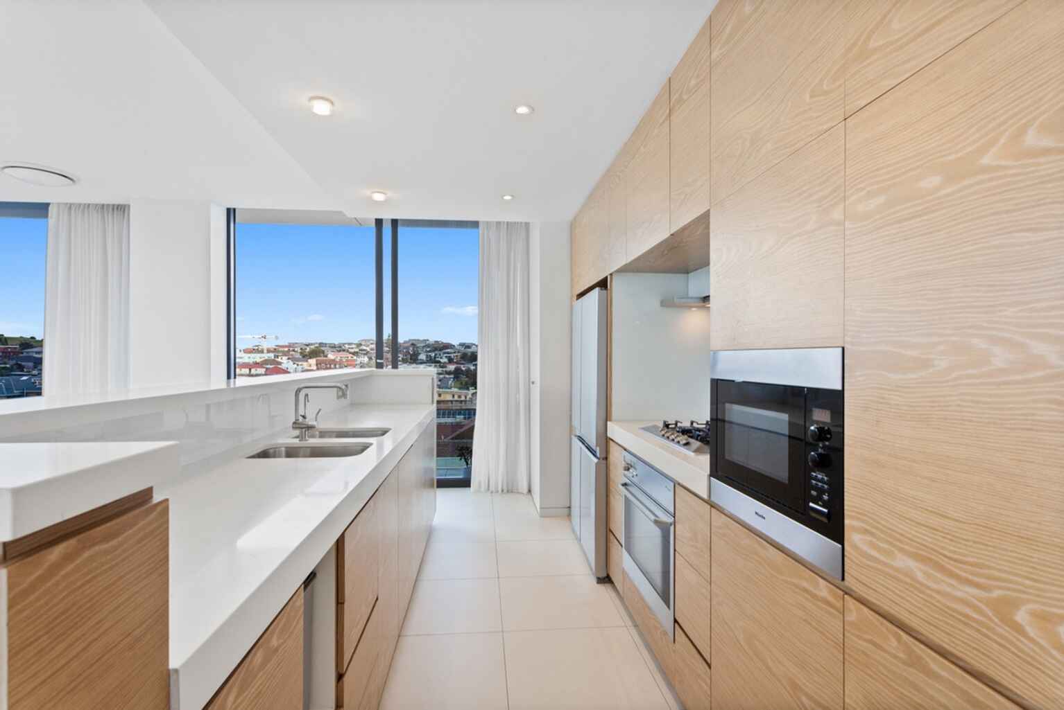 17/232-234 Campbell Parade Bondi Beach