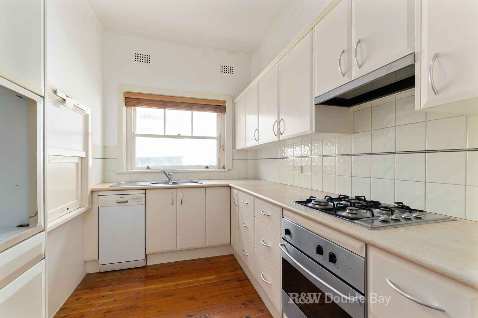 11/766 New South Head Rd Rose Bay