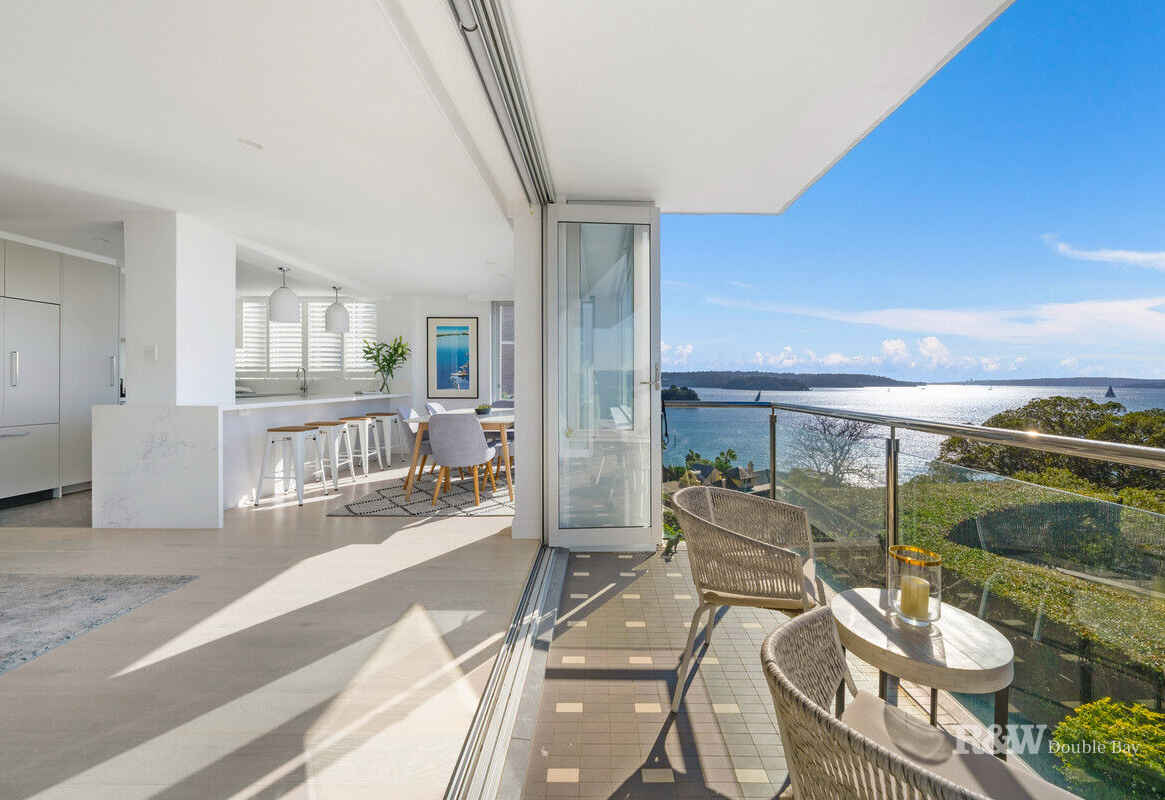 ‘Norfolk House’ Refined Harbourside Living with Captivating Views