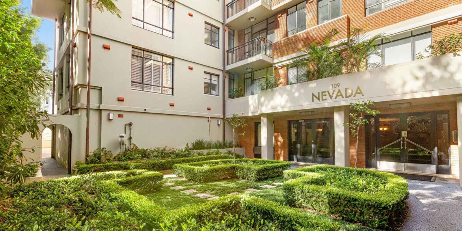 503/109 Darling Point Road Darling Point