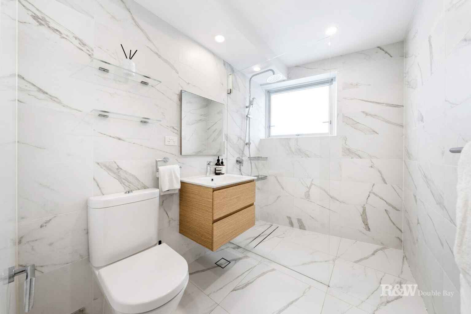 4/1 Sutherland Crescent Darling Point