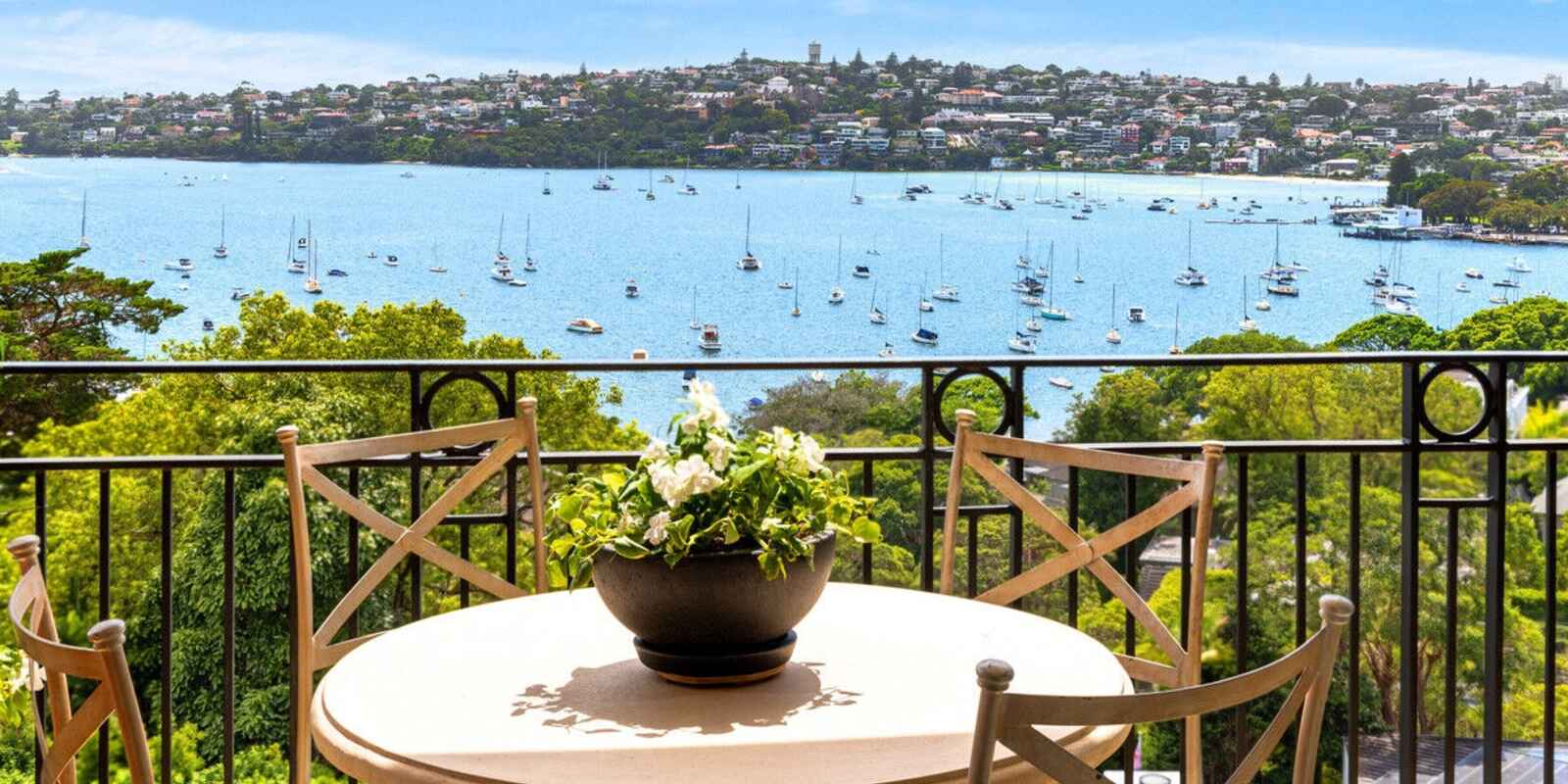 7/4 Aston Gardens Bellevue Hill