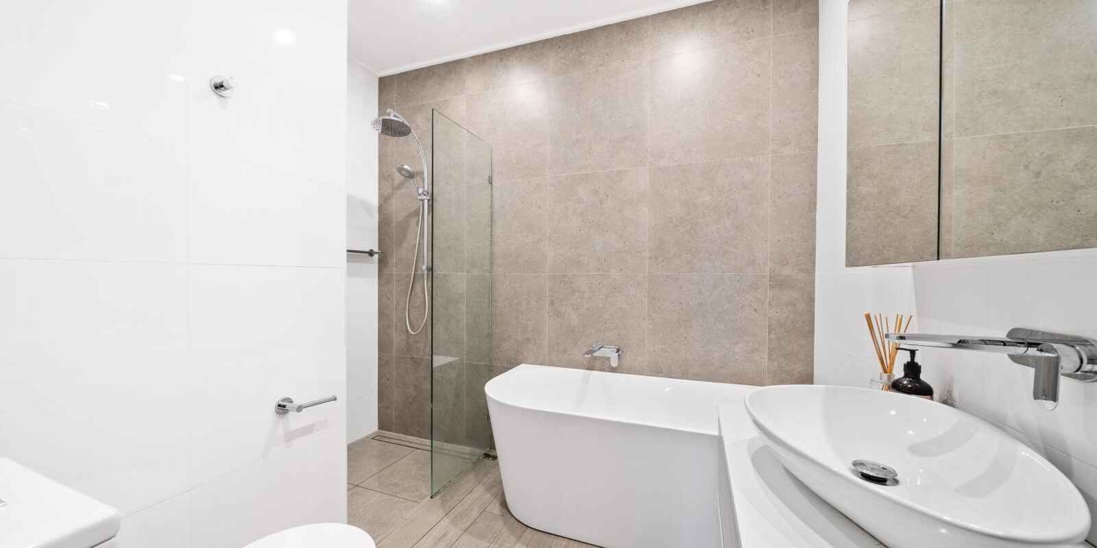 8B Castlefield Street Bondi