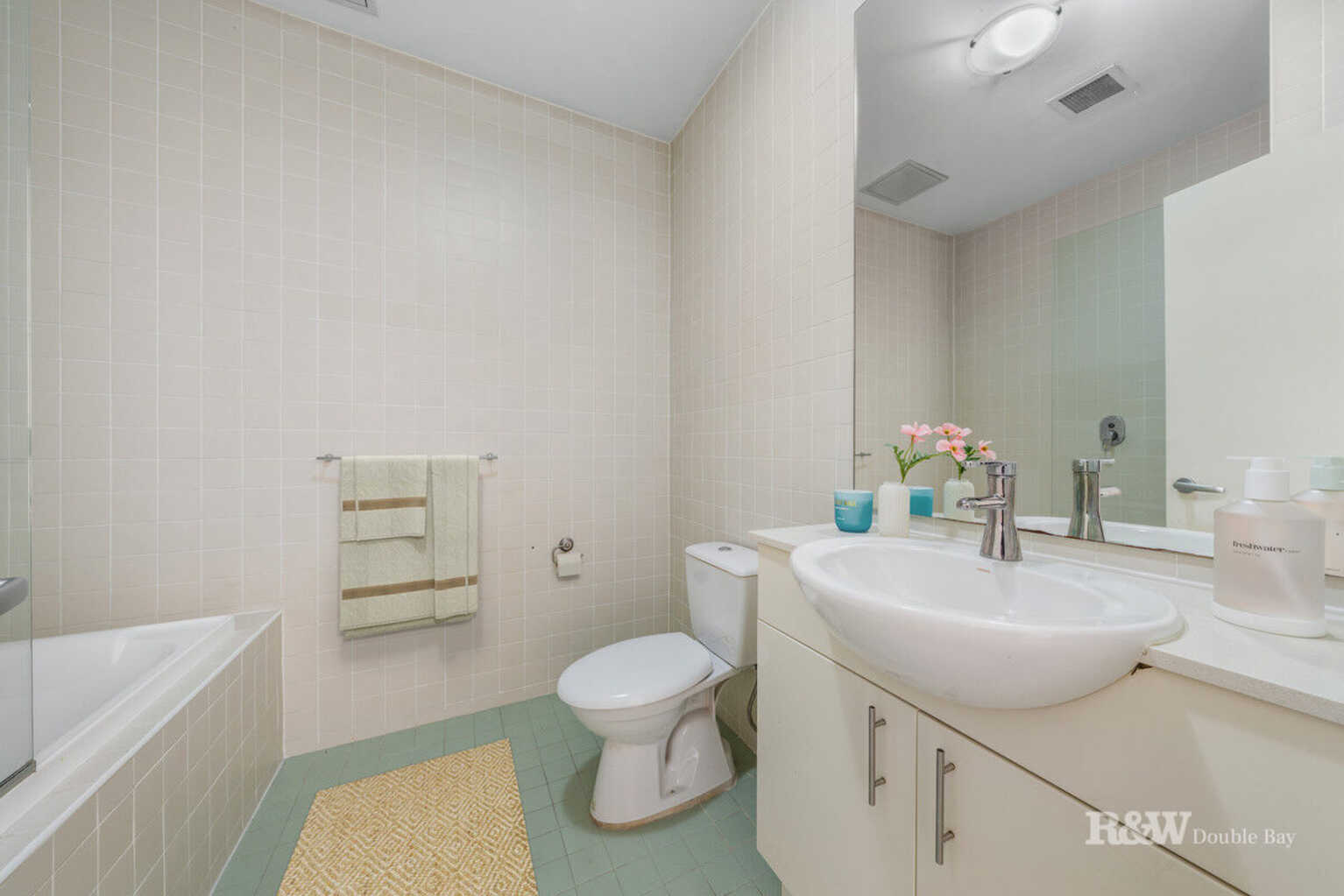 48/7-15 Newland Street Bondi Junction