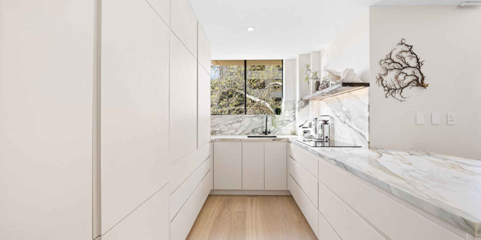 6/29-35 Roslyn Gardens Elizabeth Bay