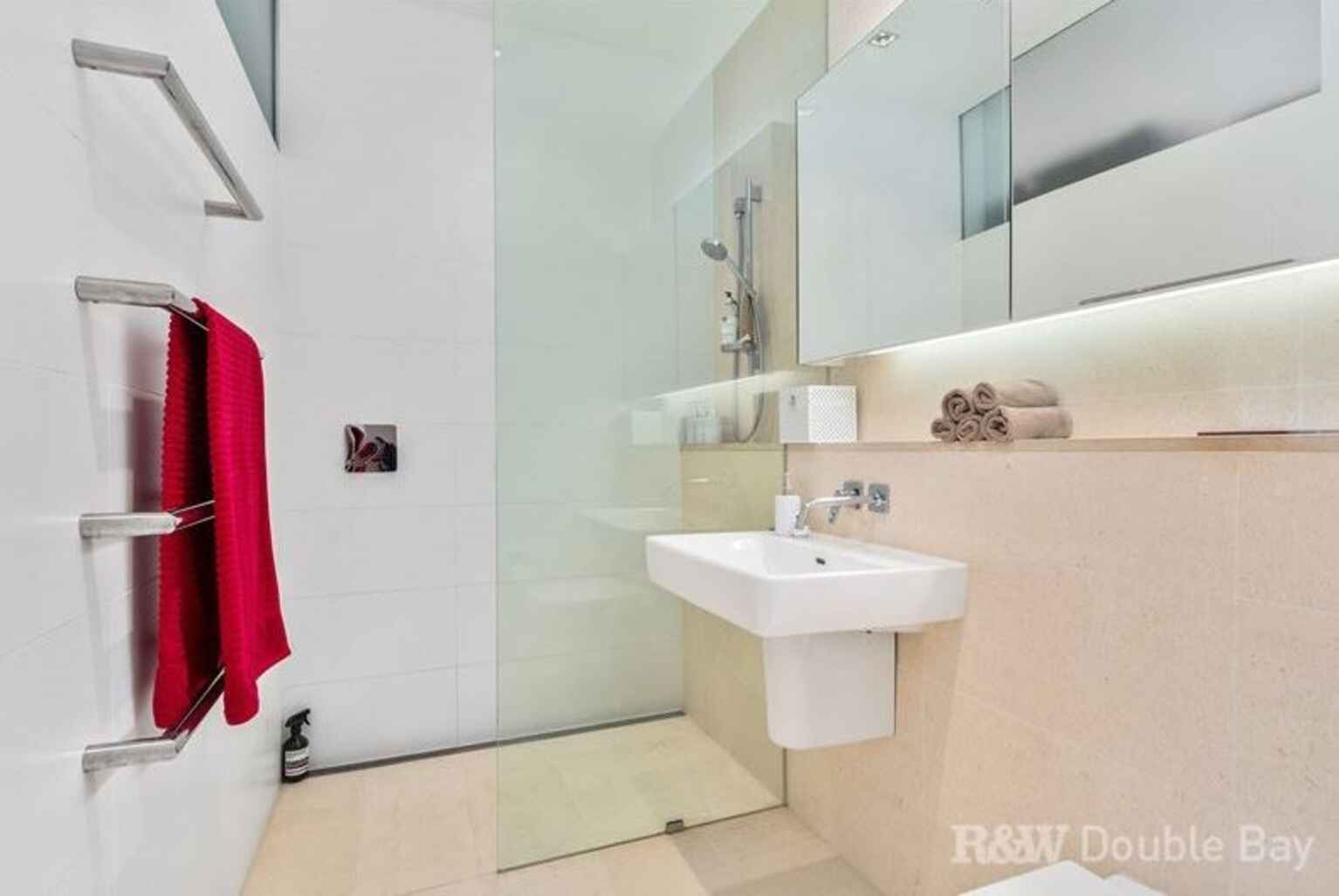 6 Roylston Lane (Access via Hampden St) Paddington