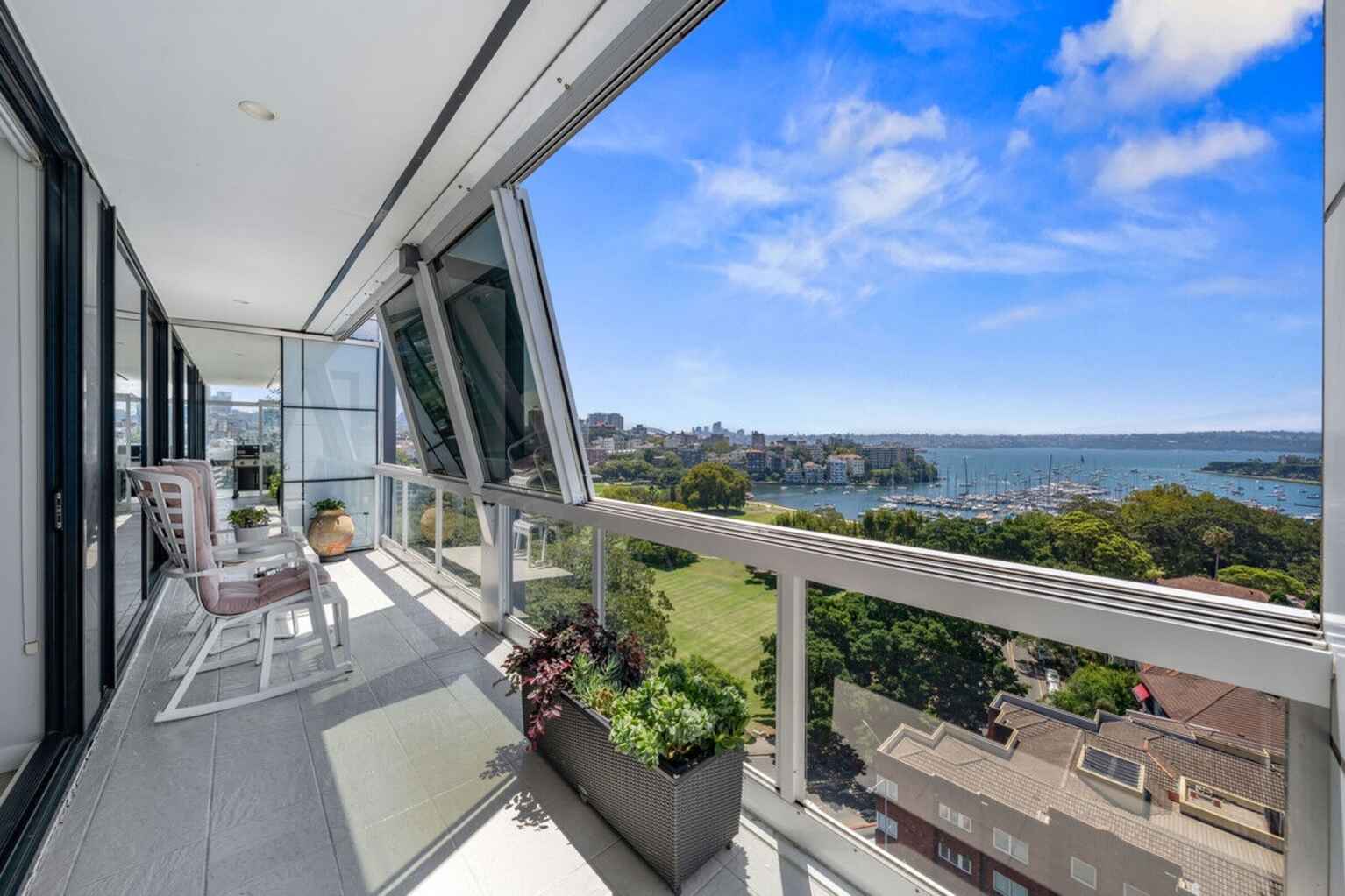 1002/85-97 New South Head Road Edgecliff