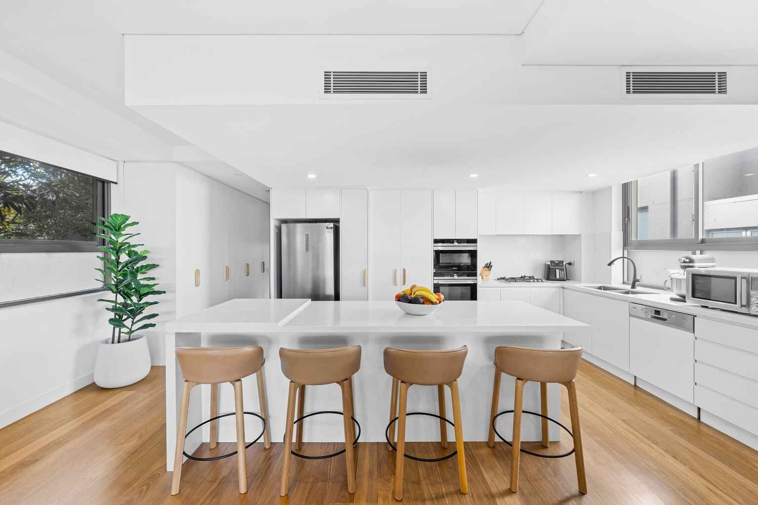 2/26 Carlisle Street Rose Bay