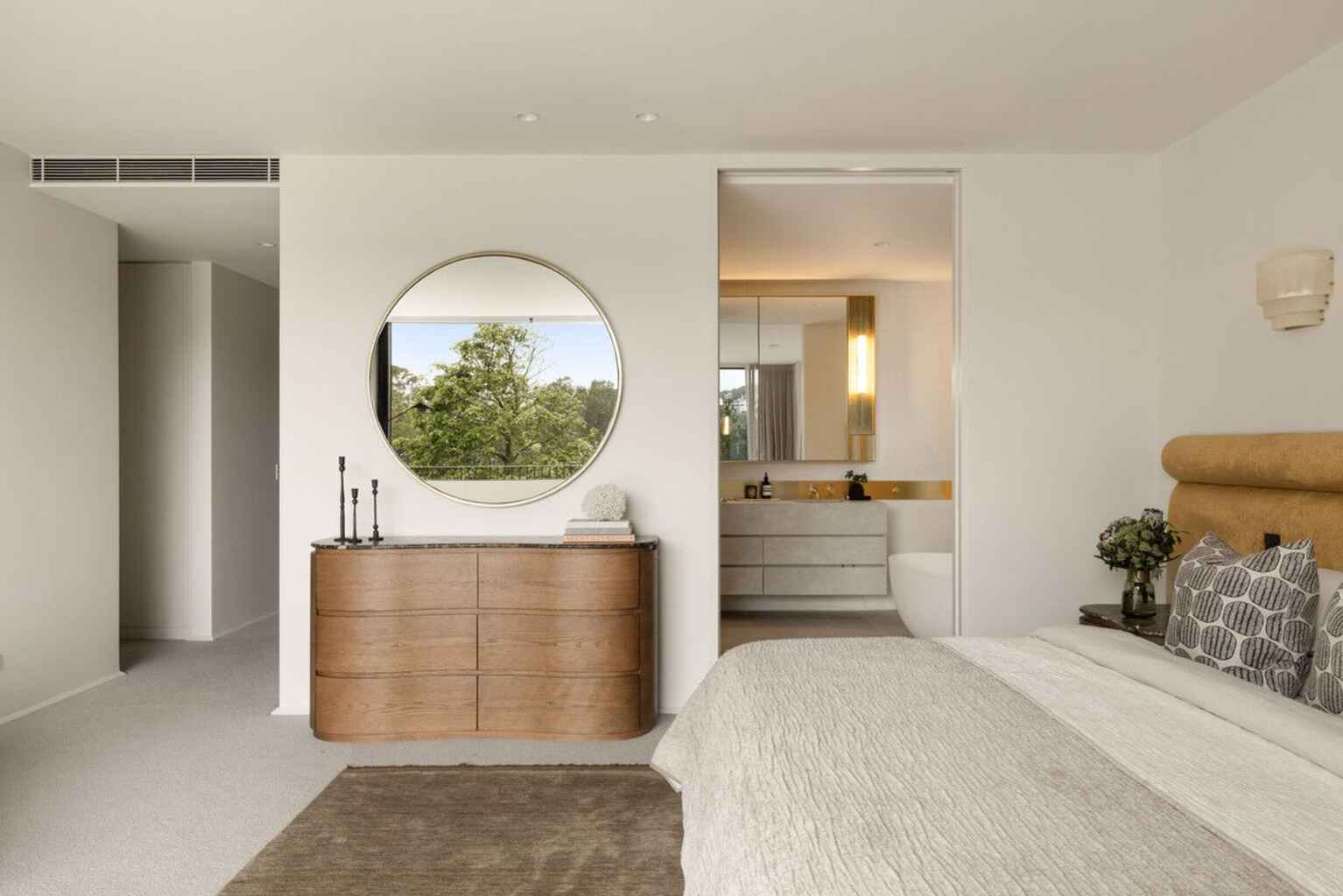 2/30 Kent Road Rose Bay