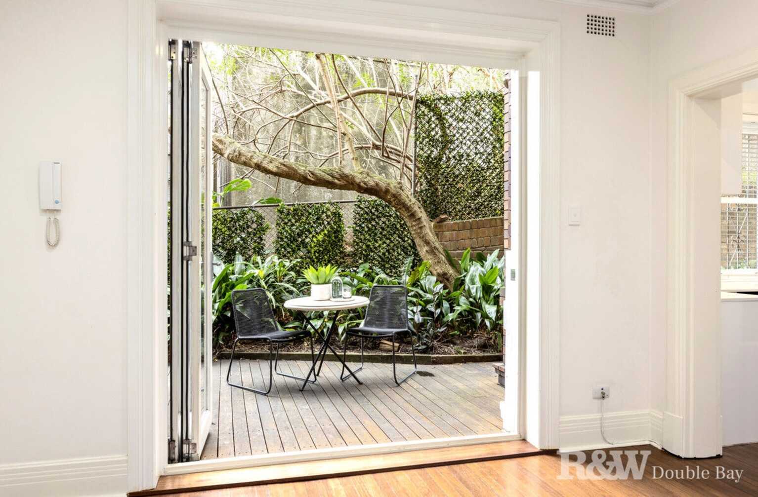 2/166 New South Head Road Edgecliff 2/166 New South Head Road Edgecliff