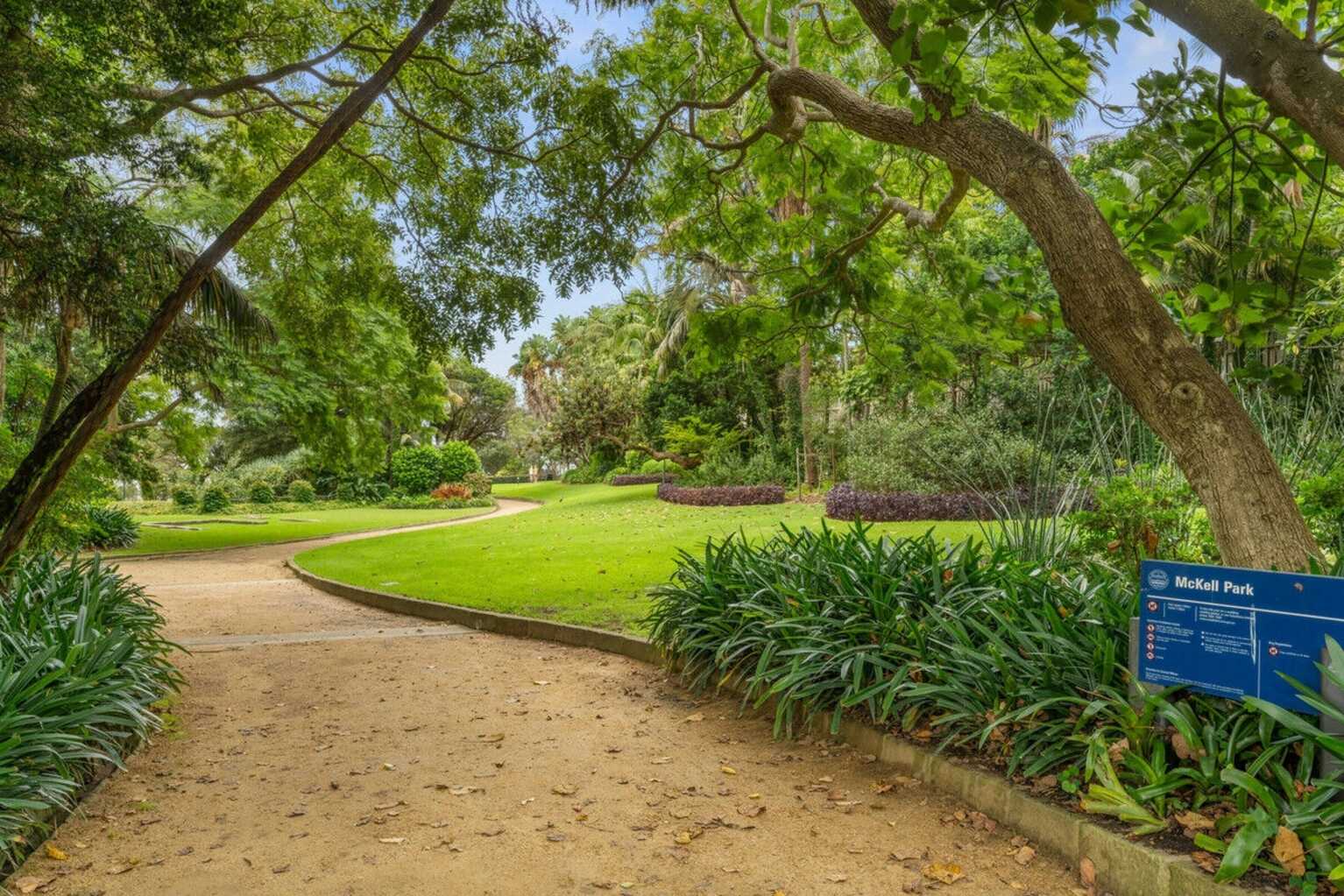 84 Darling Point Darling Point 84 Darling Point Darling Point