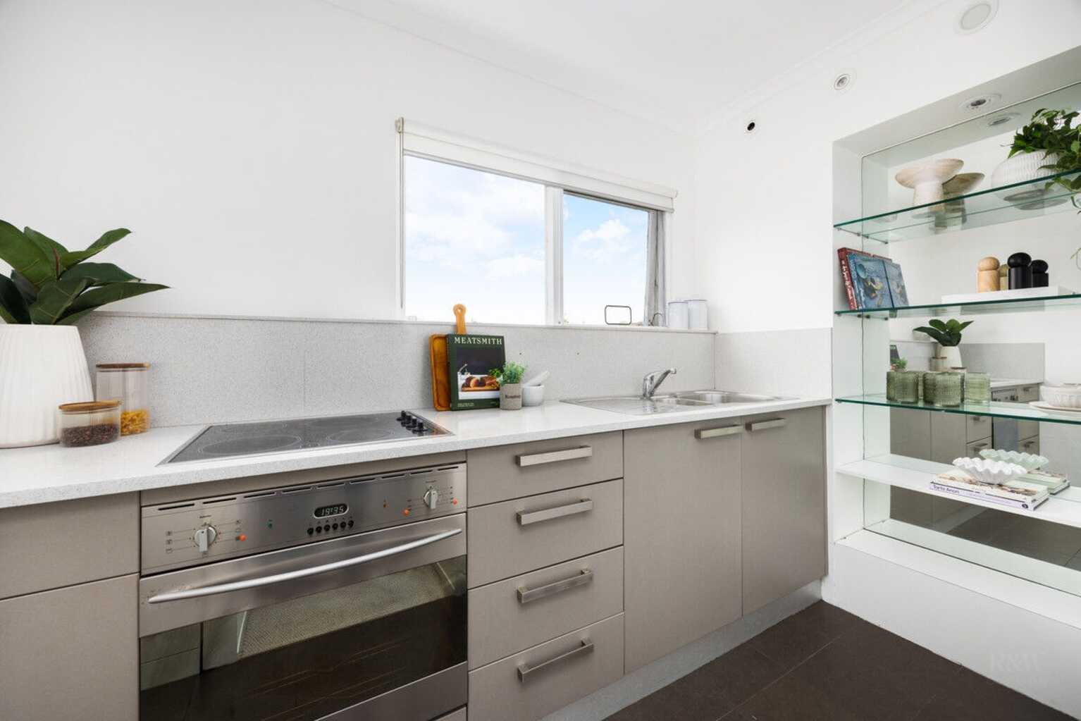 62/14 Leura Road Double Bay