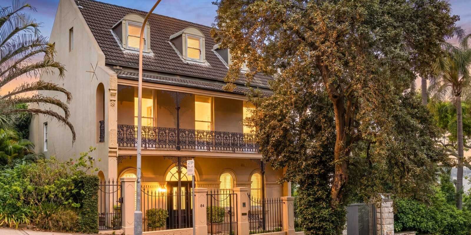 84 Darling Point Darling Point