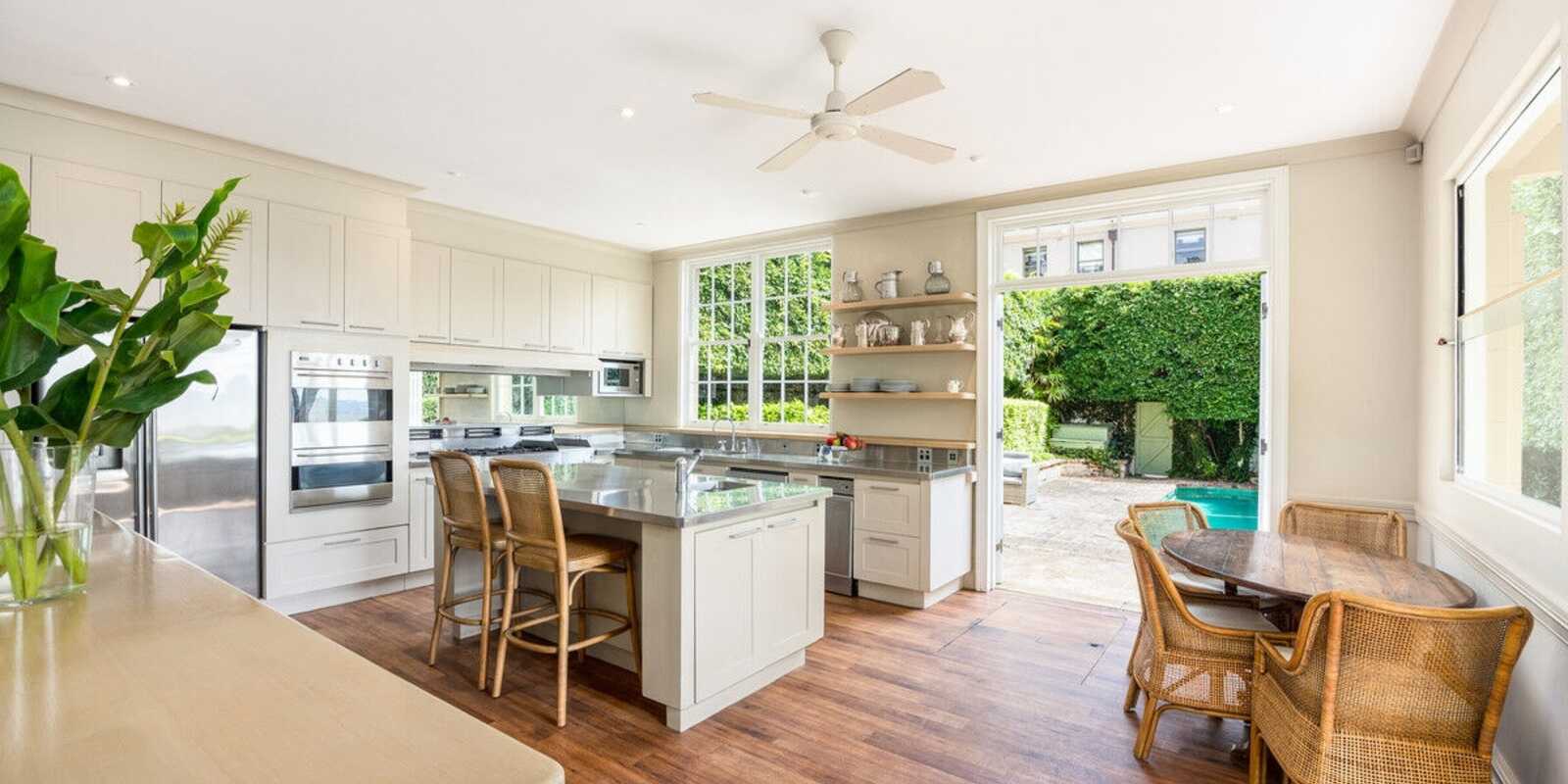 84 Darling Point Darling Point