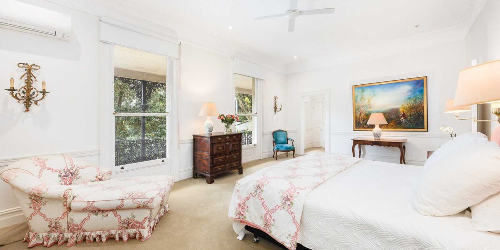 84 Darling Point Darling Point