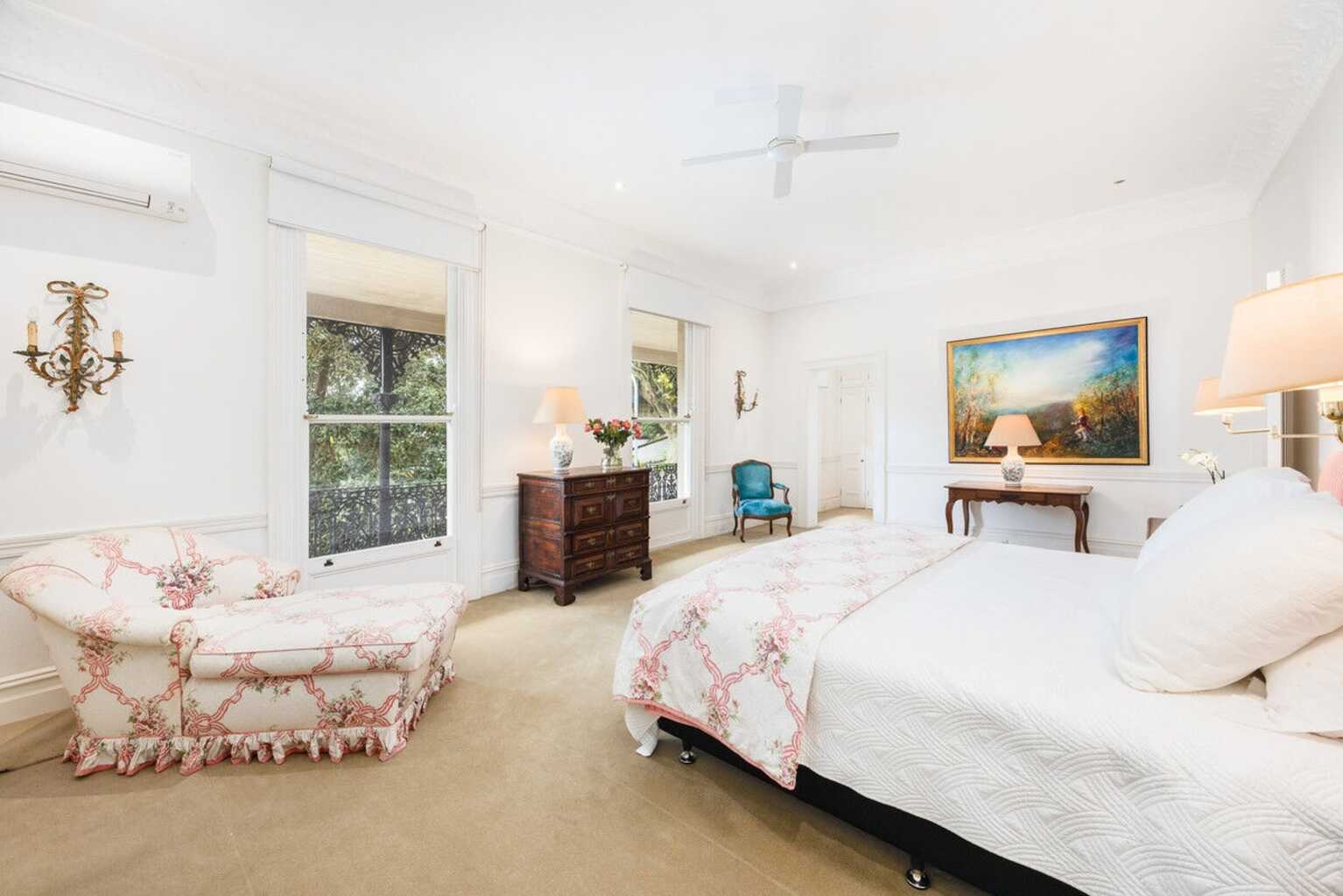 84 Darling Point Darling Point