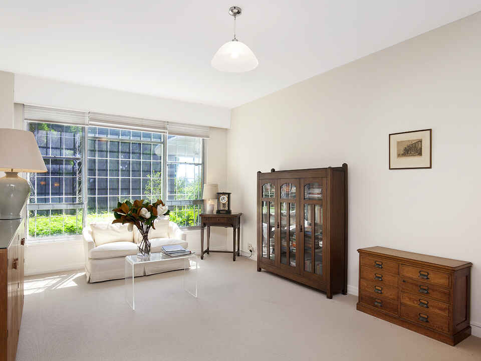2/543 New South Head Road Double Bay