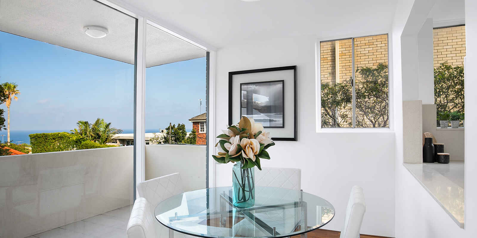 2/22 Glen Street Bondi