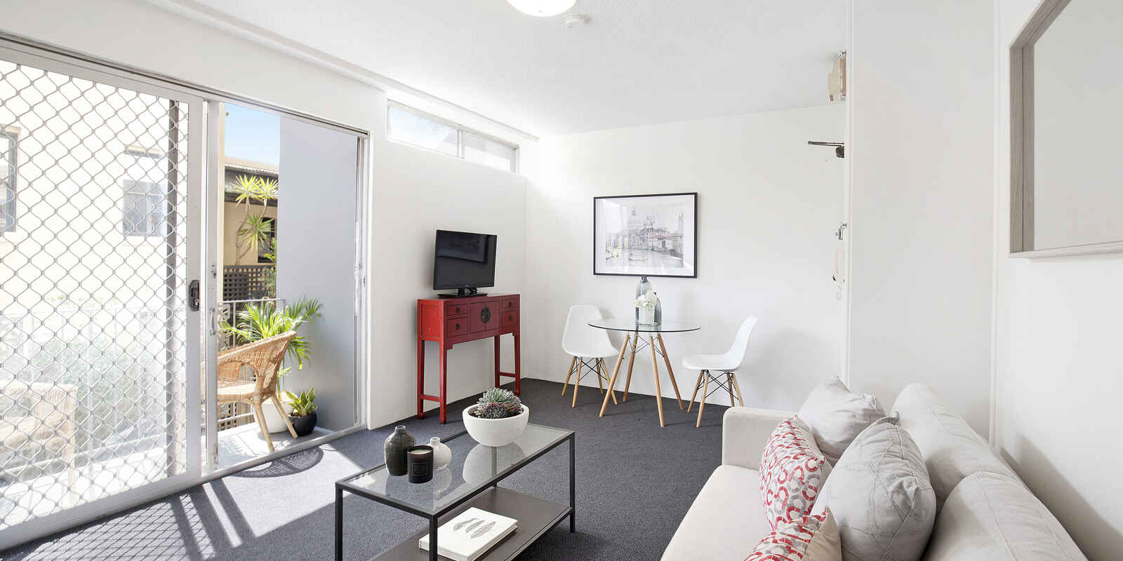 "Campbell Towers" 12/13 Campbell Avenue Paddington "Campbell Towers" 12/13 Campbell Avenue Paddington