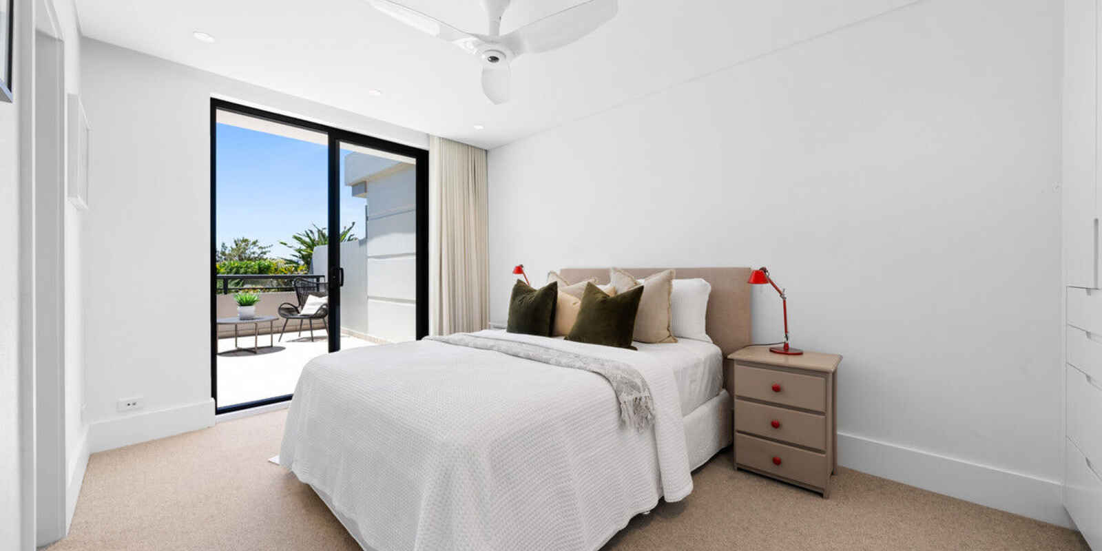 13/117-119 Wellington Street Bondi Beach 13/117-119 Wellington Street Bondi Beach